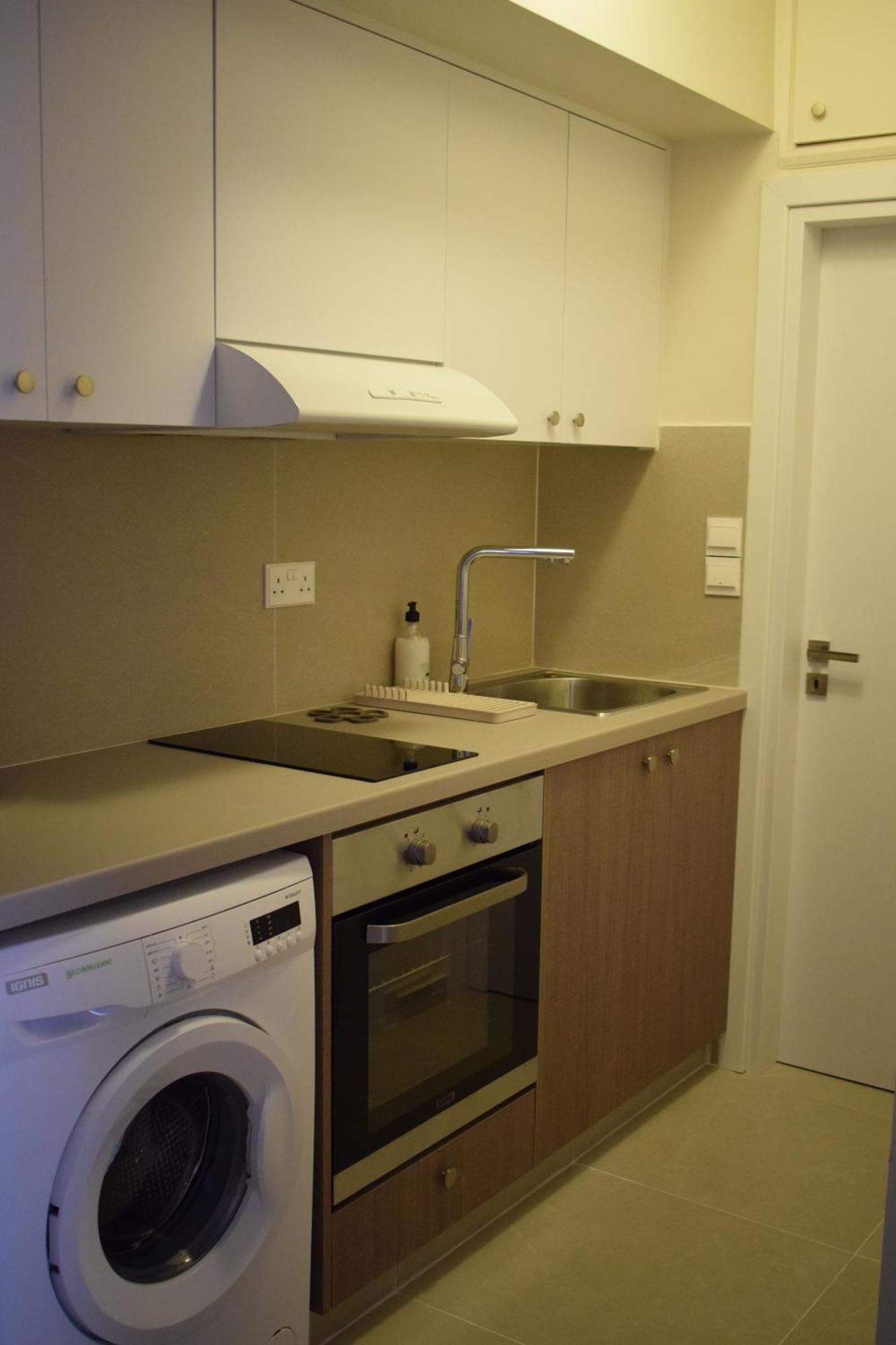 T&L Apartments Agiaos Tychonas ليماسول المظهر الخارجي الصورة